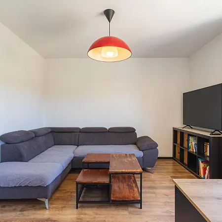 Lejlighed Marius Bondil By Interhome
